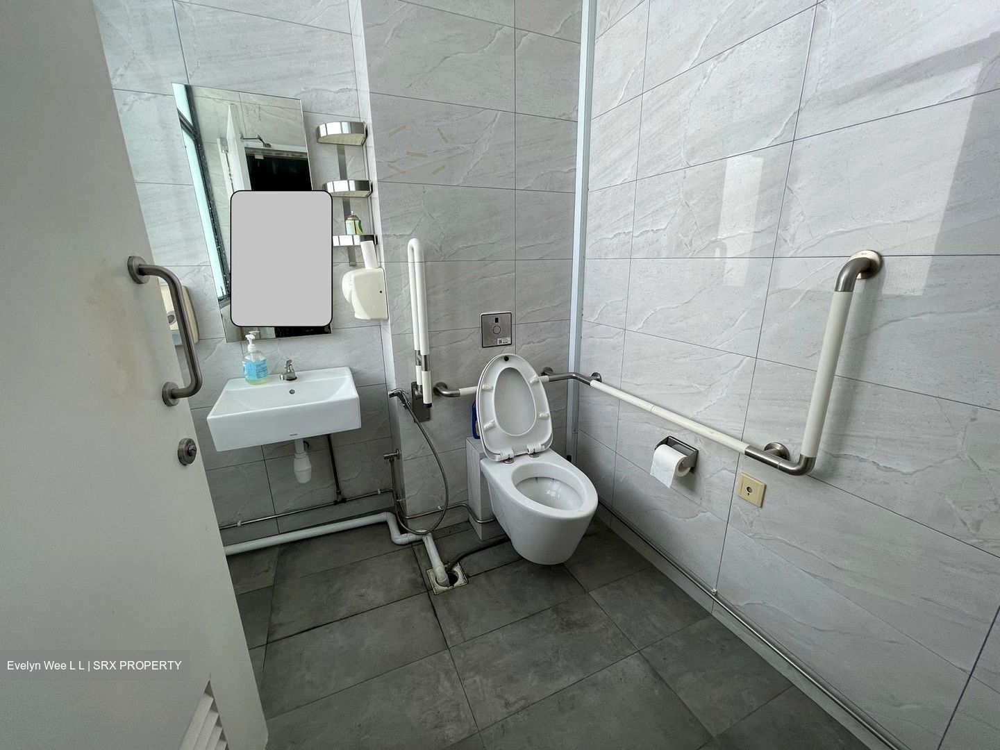 Ct Hub 2 (D12), Office #598277891